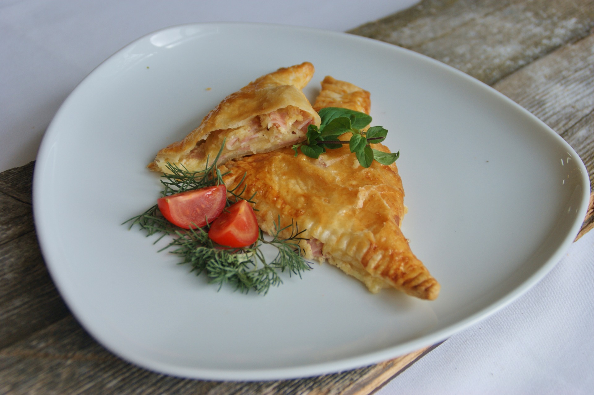 Herzhafte Blätterteigtaschen :: cook-eat-easy
